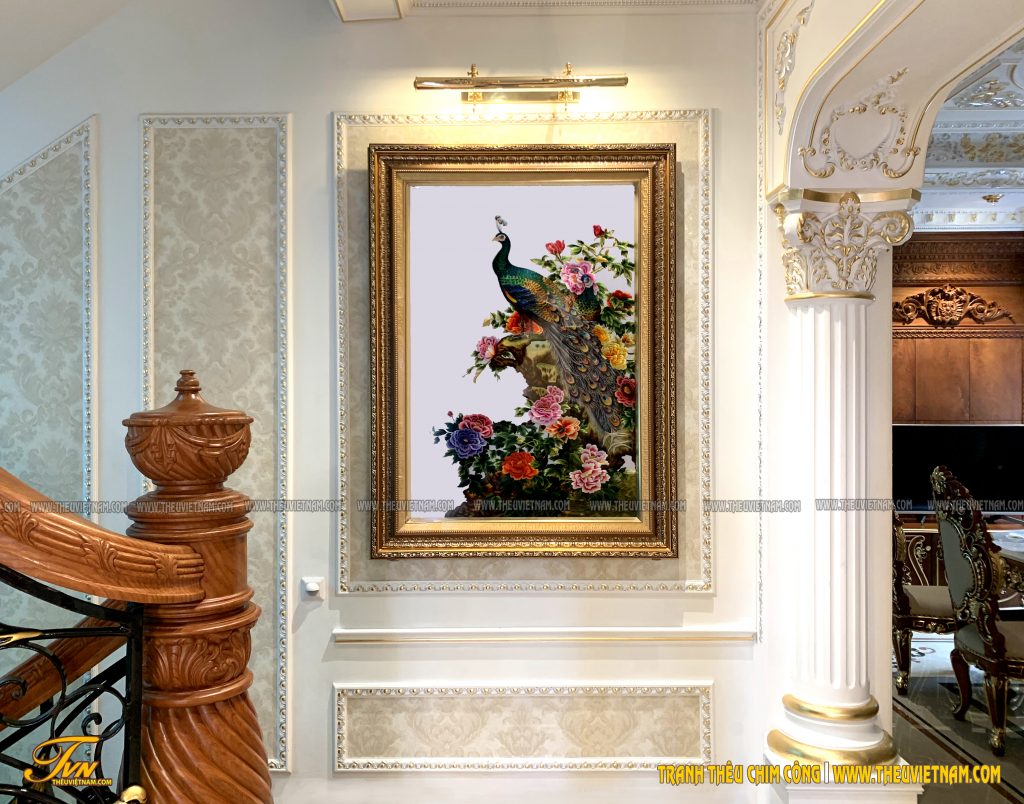 Tranh theu chim cong THEUVIETNAM