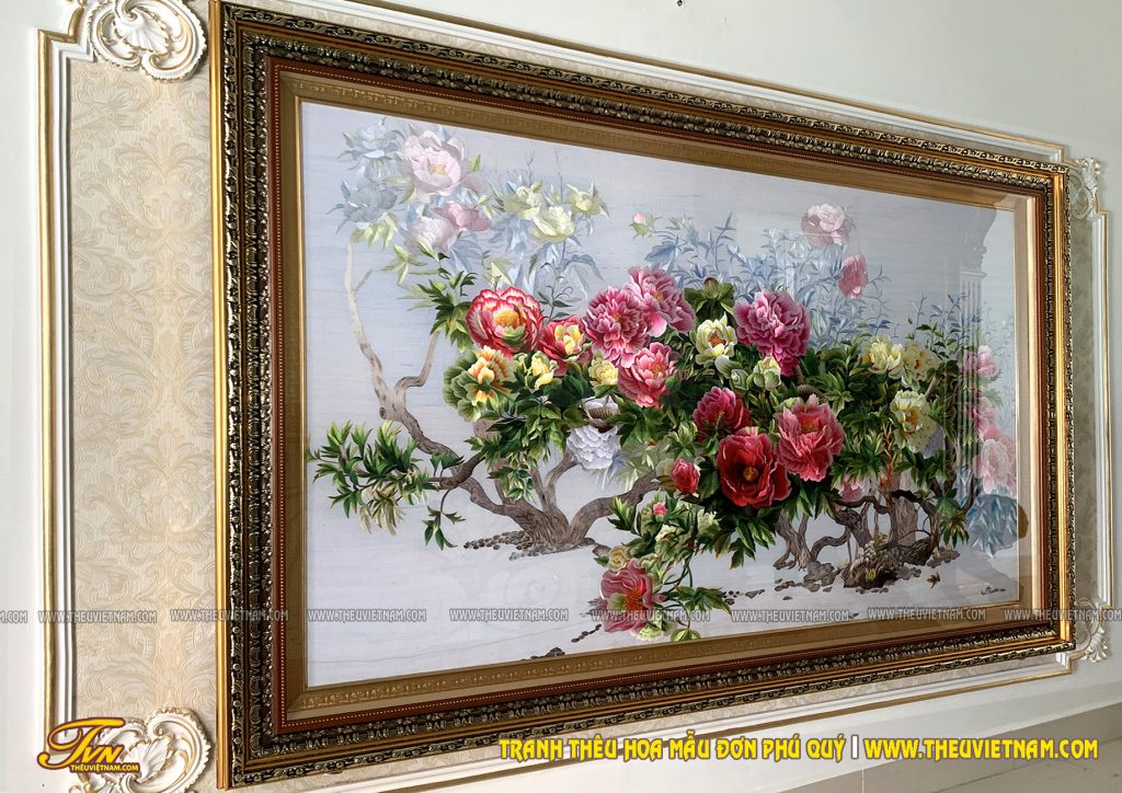 tranh theu hoa mau don phu quy THEUVIETNAM 1